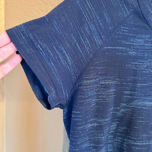 Lululemon Blue Fitted Swiftly Short Sleeve Shirt - Size 8 - Picture 2 of 8